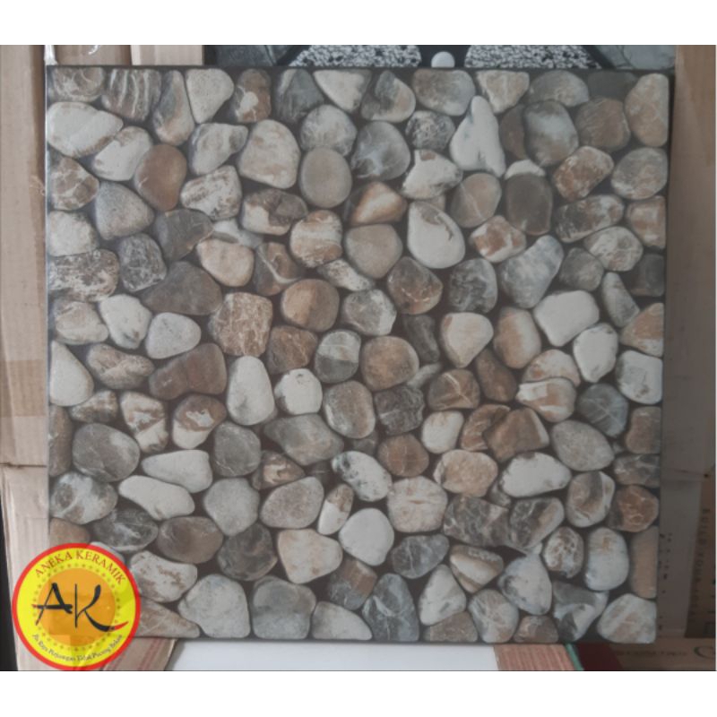 Keramik Lantai Kasar Teras Garasi Motif Batu Timbul 40x40 Pebble Stone