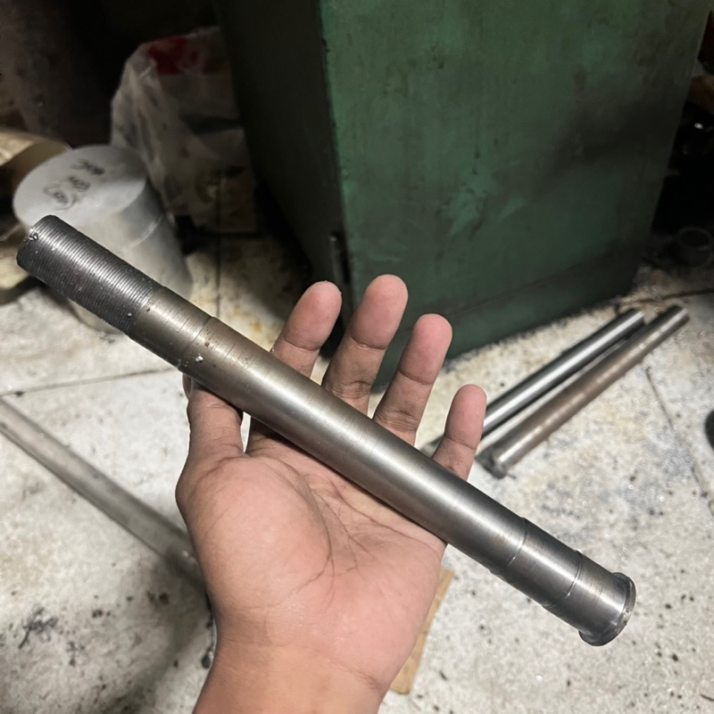 As kones as komstir Megelli migelli PNP Honda