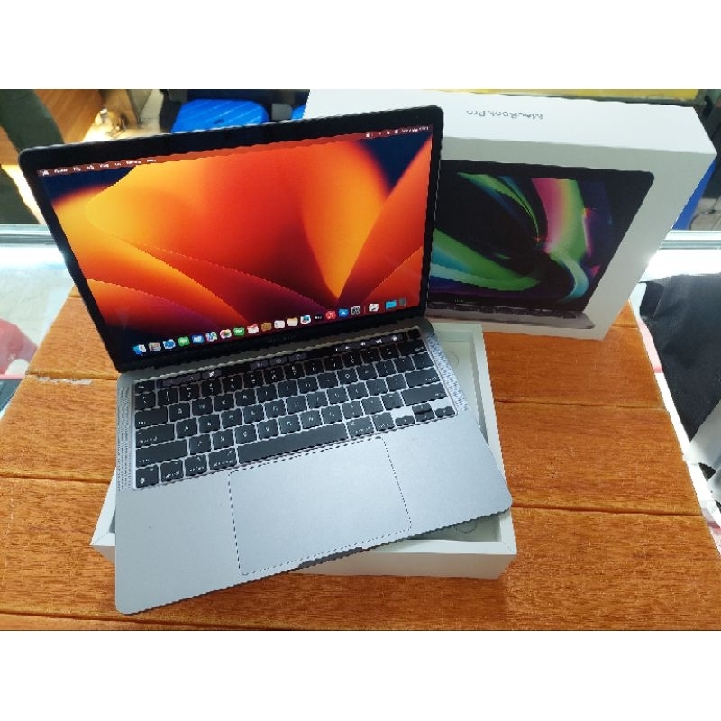Macbook Pro M1 2020 13 in  Ram 8 Gb SSD 512 Gb Second