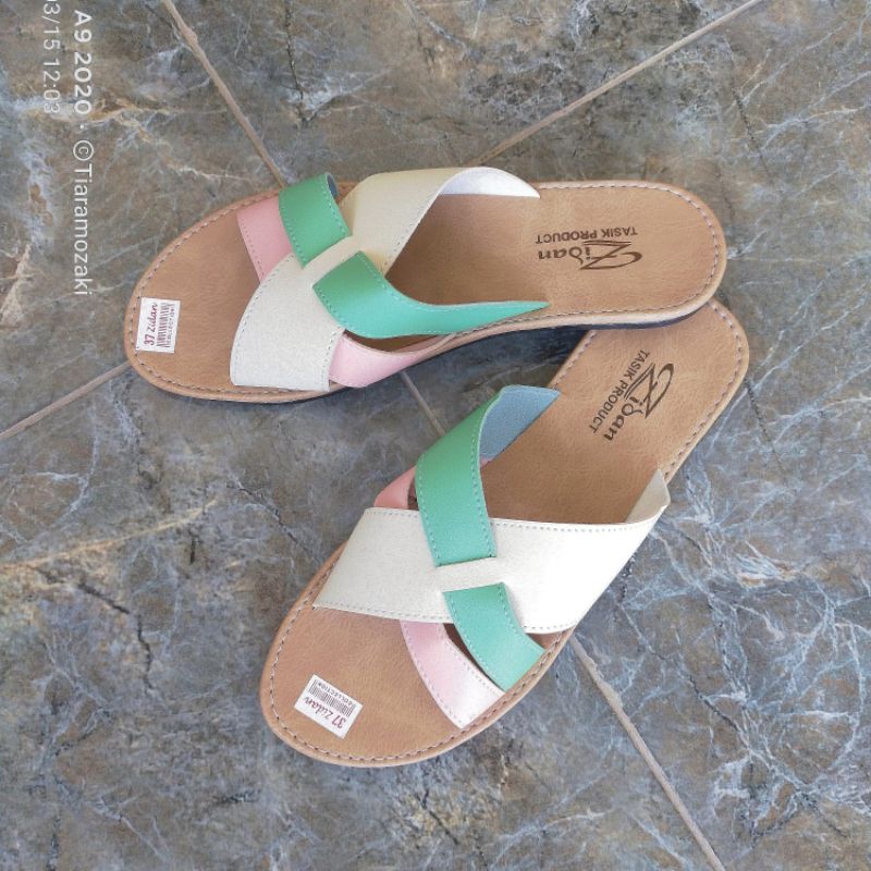 Sandal Kulit Wanita Papirut Sandal Kekinian Sandal Selop Flat SoL Karet