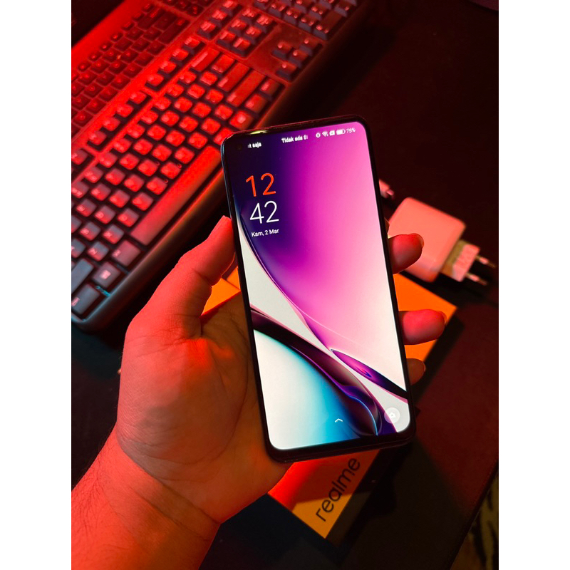 Real me 9 pro plus ram 8 GB , blue cyan, memory internal 256GB (second)