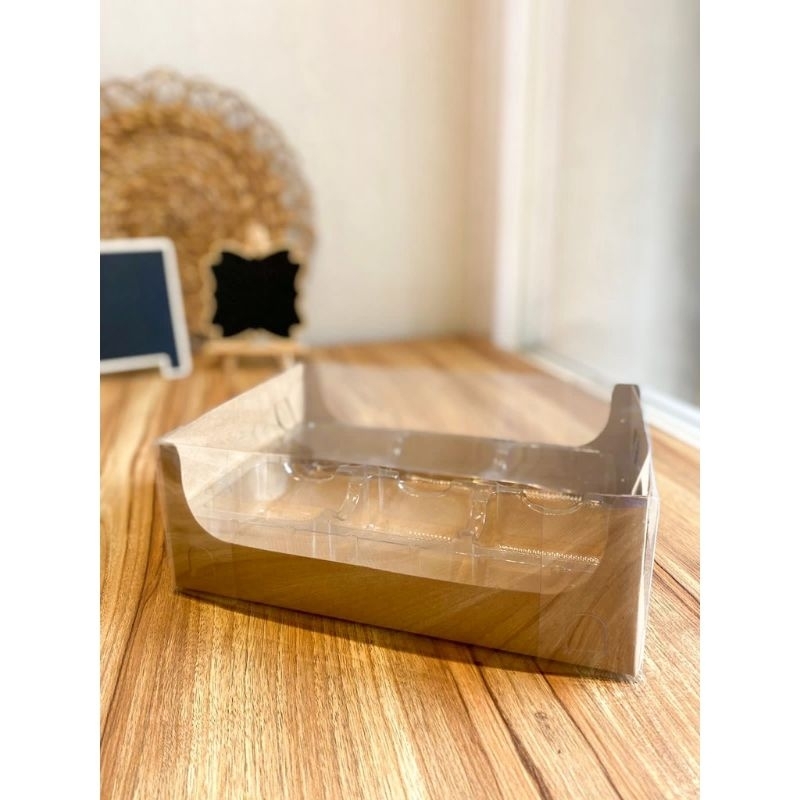 1 SET BOX + MIKA 6 LUBANG