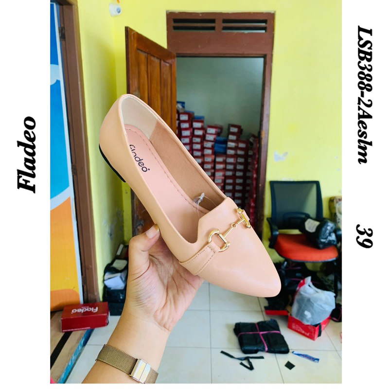 fladeo cewe sandal sz 39