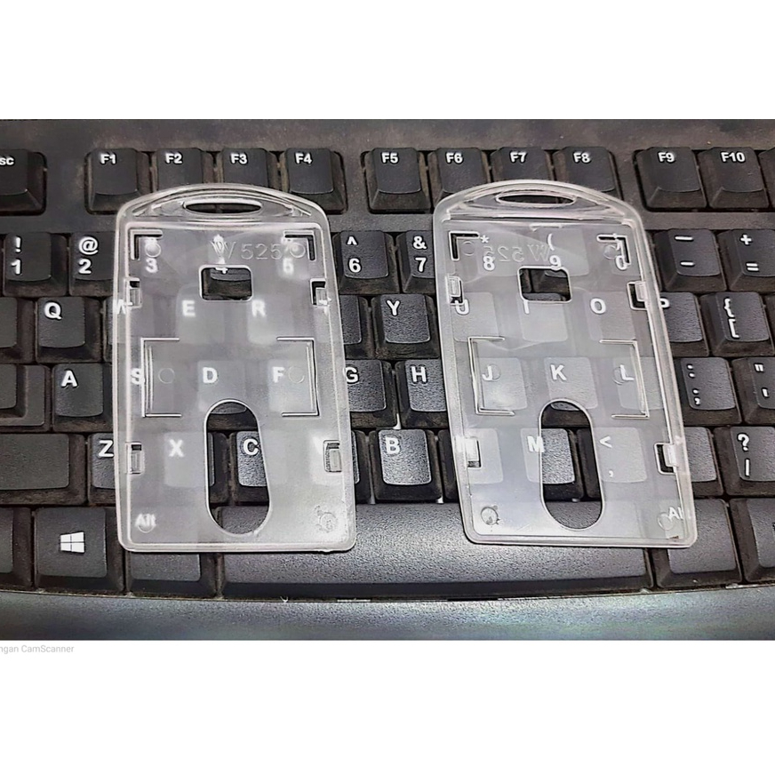 

Name Tag ID Card Holder Plastik 525 Tebal Murah Meriah