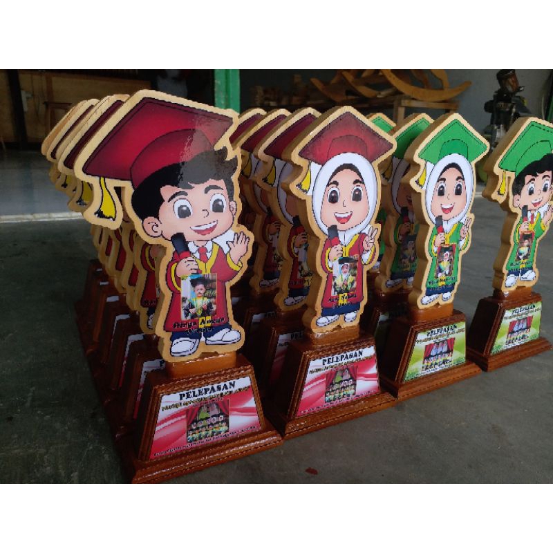 plakat wisuda/plakat TK/PAUD/plakat kayu