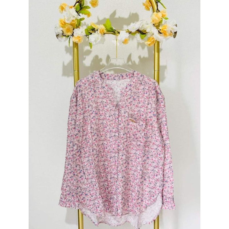 Kemeja Blouse V Neck Rayon viscose