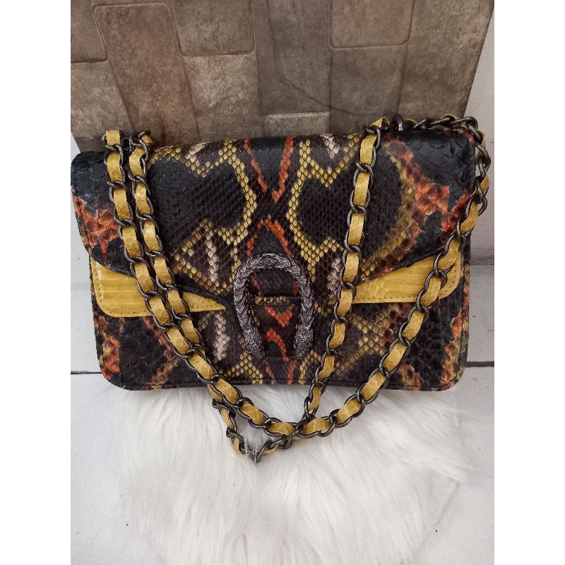 Preloved Tas Motif Ular