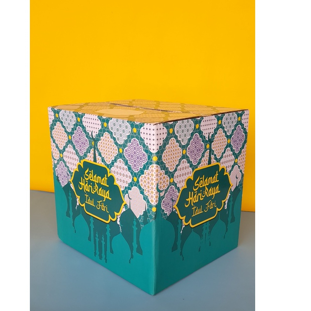 

Box Lebaran 340x290x330mm