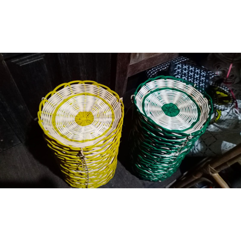 piring rotan kalimantan warna warni