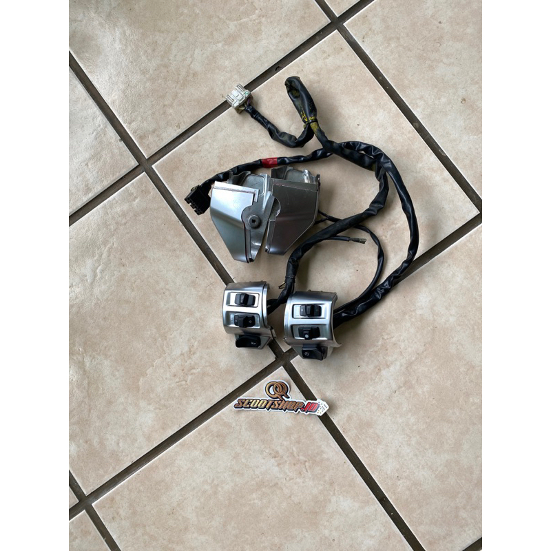 Saklar Set Vespa Sprint/Primavera silver