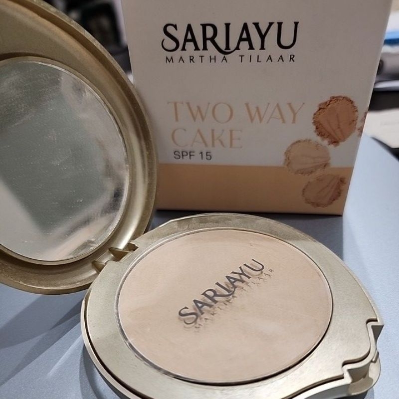Sariayu Bedak Dwiguna SPF 15 Plus Refreshing Aromatic - 12g (kemasan baru)