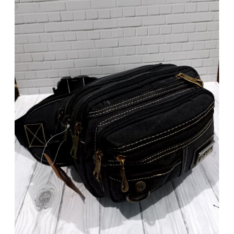TAS PINGGANG KANVAS MAGNA