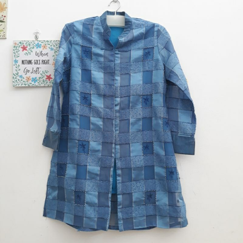 Muslimah syar'i tunik gamis jilbab berwarna putih ungu pink coklat bw sage biru kuning mewah keren a