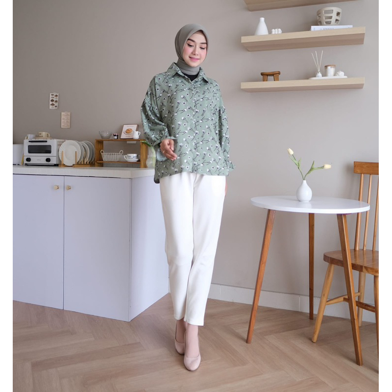 MGC ANARA CORAK BUNGA BLOUSE CRINKLE