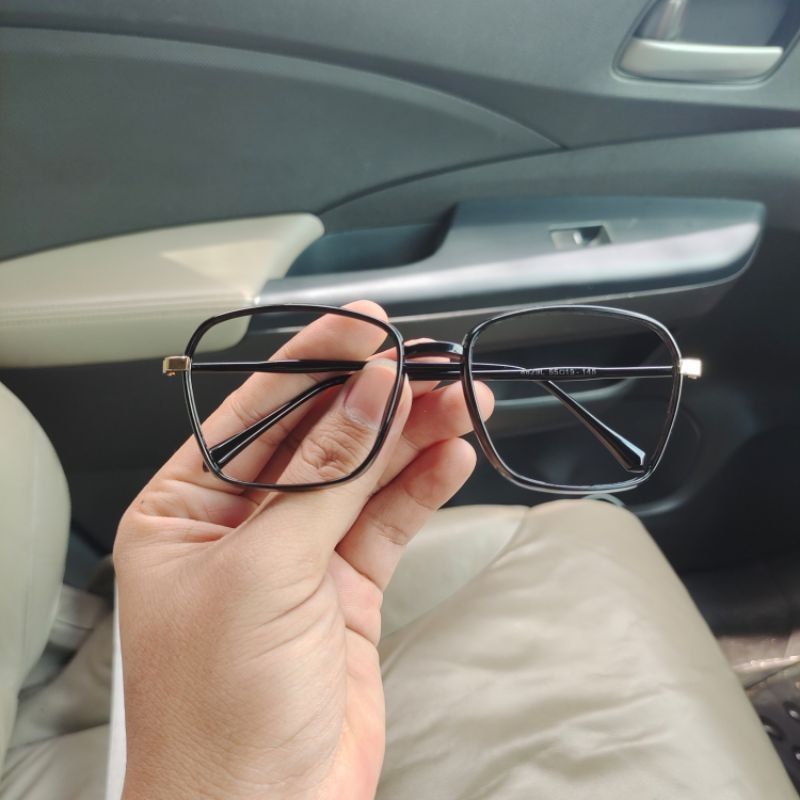 0KACAMATA BLUECROMIC  8829 // KACAMATA ANTI RADIASI // KACAMATA WANITA // KACAMATA MINUS // KACAMATA KEKINIAN//