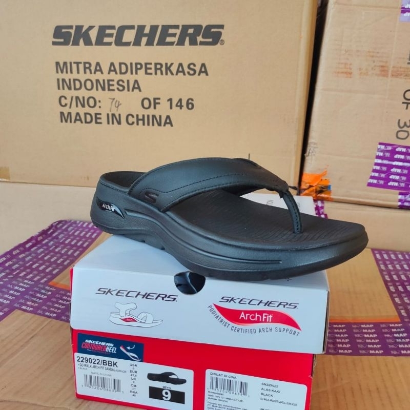 Skechers Go Walk Arch Fit Sandal Surfacer 229022/BBK Black Sendal Pria Original