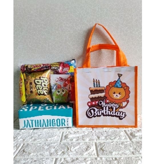 

goodie bag ultah polos karakter/ tas ultah/goodiebag