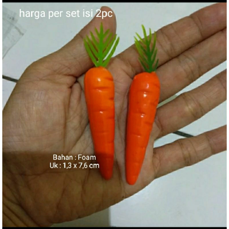 Miniatur Wortel 2pc dengan Daun