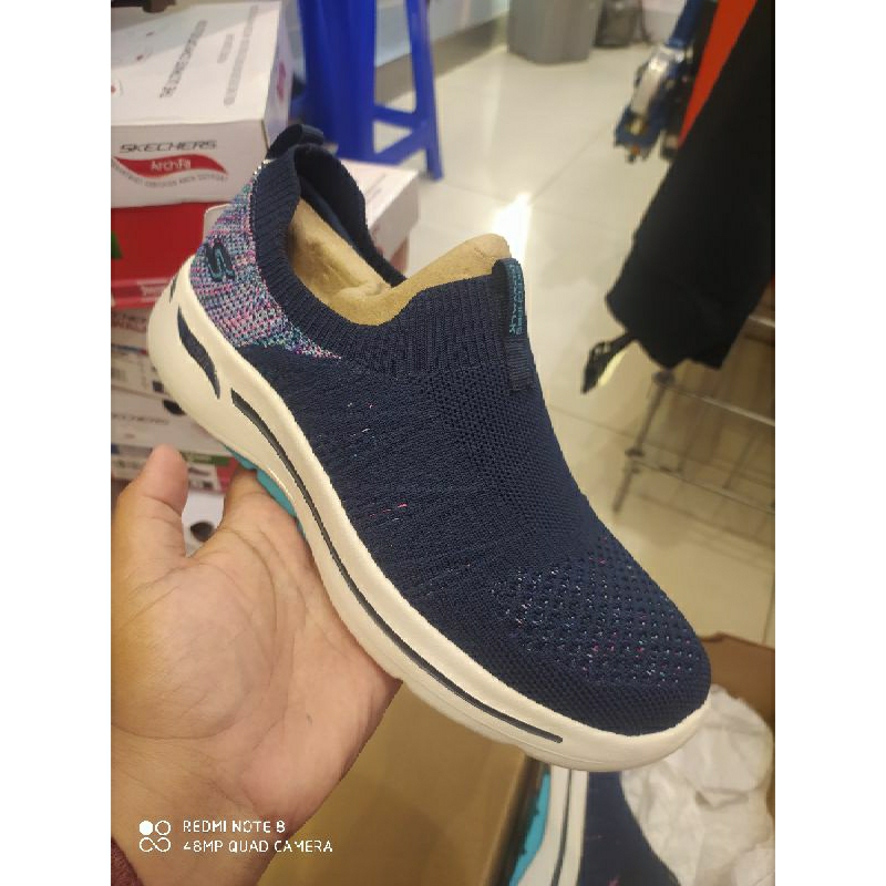 SKECHERS GO WALK ARCH FIT FUN TIMES NAVY SLIP ON SIZE 36 DAN 38.5 ORIGINAL BY SPORT STATION