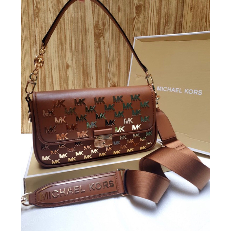 MK bradshaw luggage sm conv shoulder bag