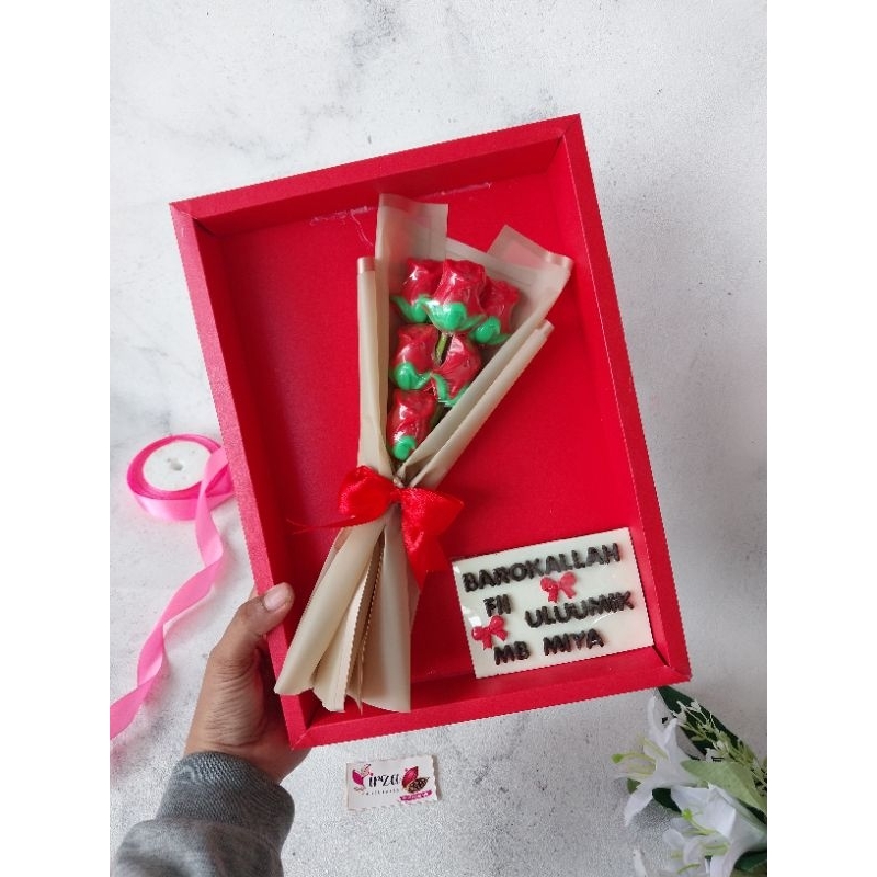 

buket coklat | cantik | full coklat | graduation | ultah