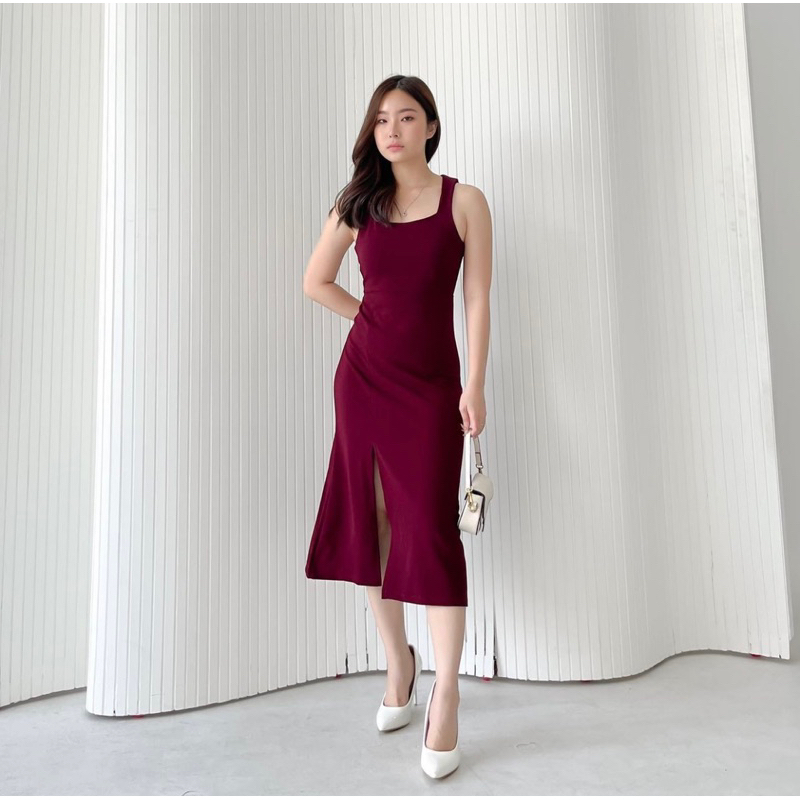 ELODIE BODYCON DRESS WITH SLIT KOREA - DRESS PESTA SEXY - MIDI DRESS KONDANGAN - GAUN FEMINIM WANITA - PREWEDDING DRESS - HADIAH / KADO ULTAH CEWEK