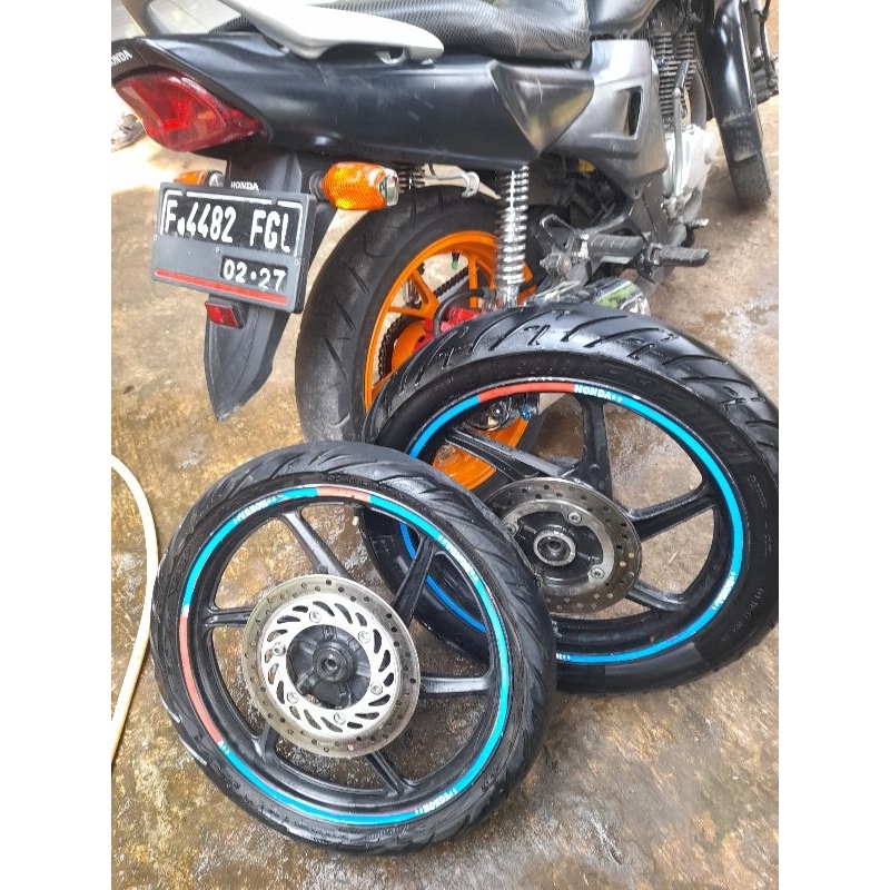 Velg Megapro Monoshok