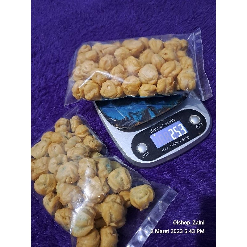 

Kue Sus coklat, vanila 250 gram, soes mini kering lezat bikin nambah a