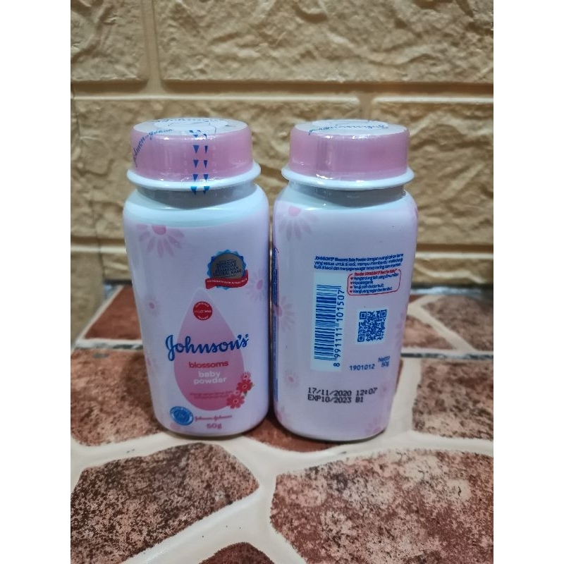 Paket Hemat Jonhsons Baby powder 50gr x 2