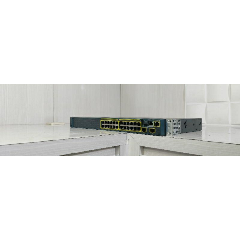 Cisco Catalyst 2960-S Series SIWS-C2960S-24TS-S V04