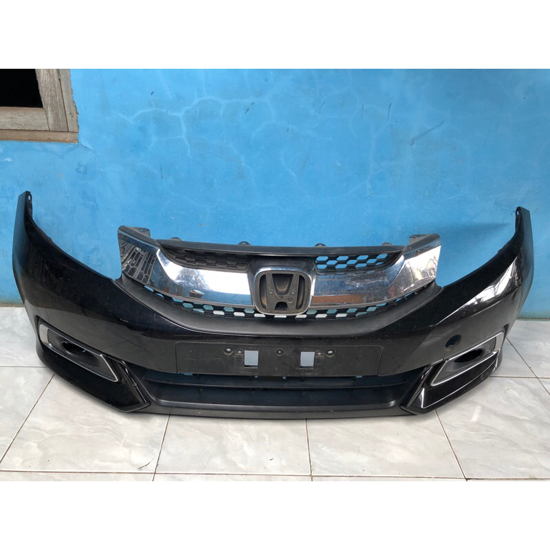 Bumper depan mobilio E 2015