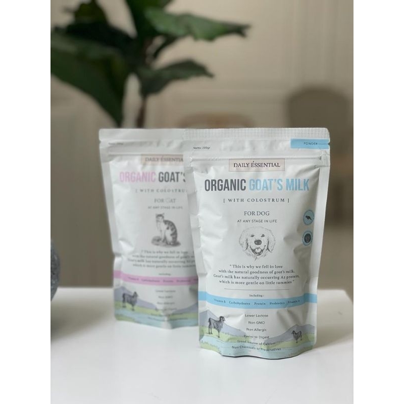 Organic goat milk daily essential mengandung colustrum untuk anjing