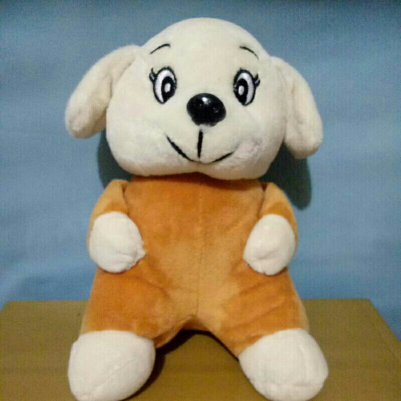Boneka anjing coklat