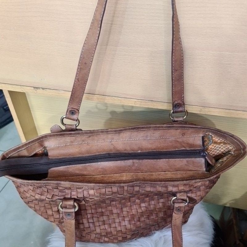 TAS KULIT ANYAM ETNIK PRELOVED ORI