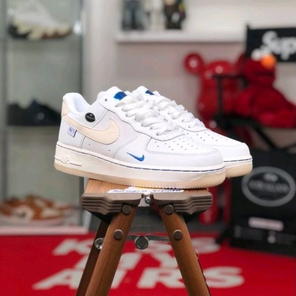 Nike Air Force 1 '07 LX &quot;Worldwide Pack&quot; Sail/Game Royal