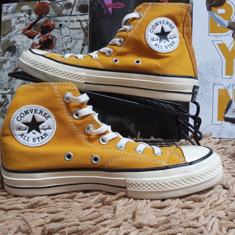 sepatu Converse Chuck 70 hi sunflower 162054c size 37 insole 23.5- second