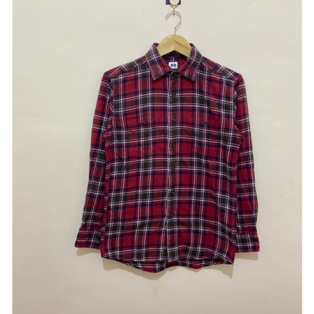 KEMEJA UNIQLO DOUBLE POCKET