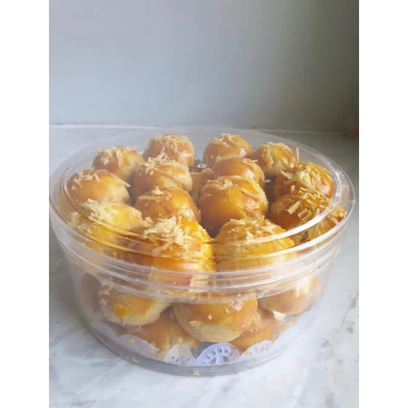 

KUE NASTAR TOPPING KEJU HOMEMADE