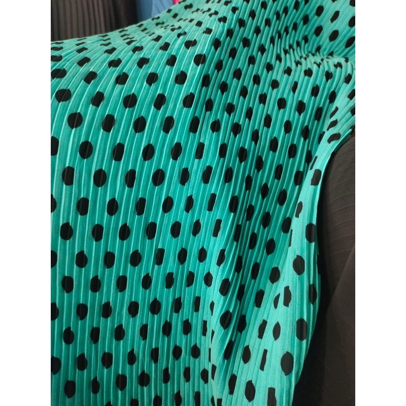 Bahan kain meteran Plisket motif 194Dk harga per 0,5 meter