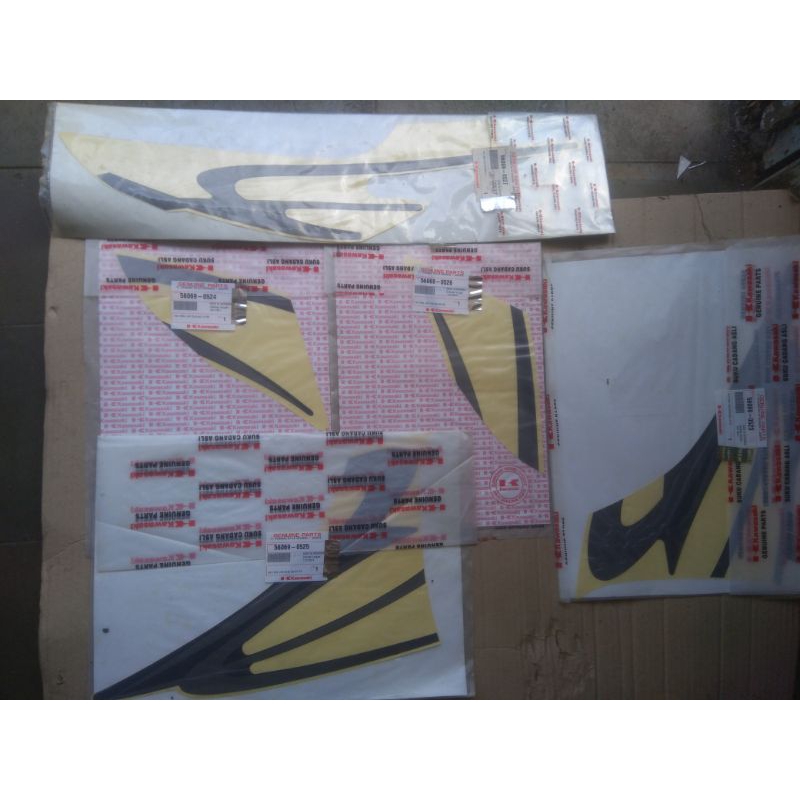striping kawasaki zx 150