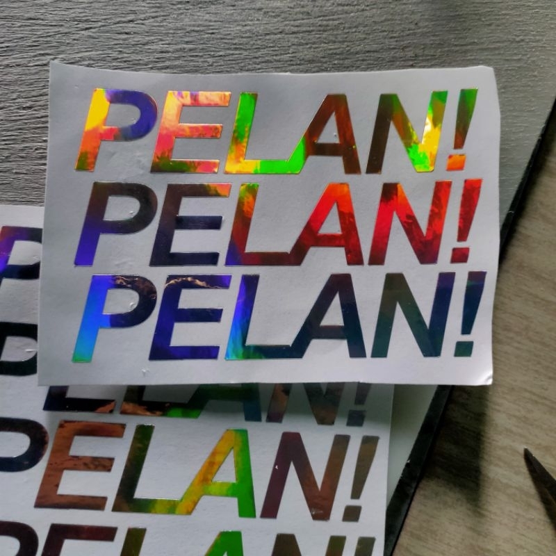 STIKER CUTTING VIRAL HOLOGRAM PELAN!