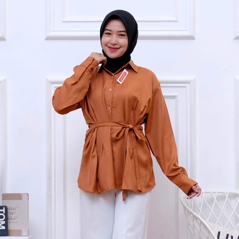 Alexa Blouse Basic Kemeja Wanita Polos Lengan Panjang Kemeja Kantor