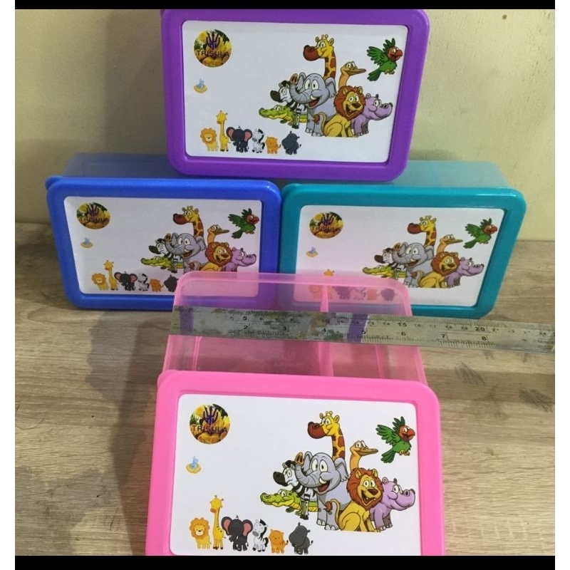 tempat makan/kotak makan/lunch box segi sekat 2 gambar jerapah