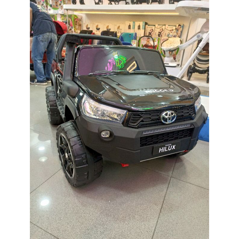 mobil aki yoyota hilux HL850