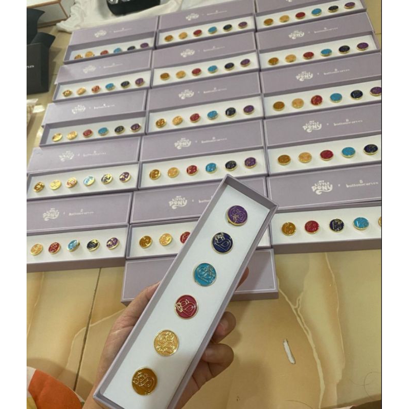 The friendship brooch little pony buttonscarves