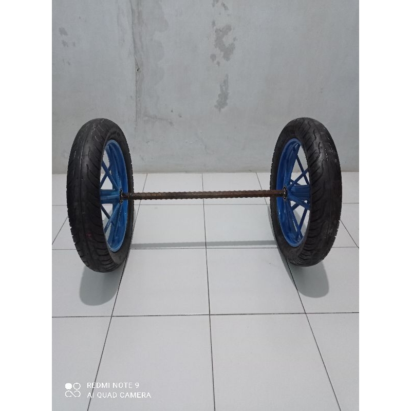 Roda Gerobak Ring 14 Ban Bekas Tebal Suntik