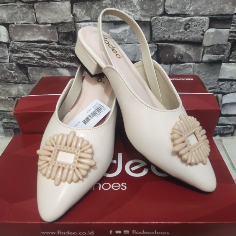 sandal wanita bustong hak 3 cm fladeo sendal taplek perempuan hak tahu sedang
