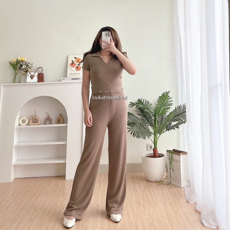 lookatmeofficial - Erika Knit Set - Setelan Wanita 2in1 Polo Top + Pants Bahan Knit Premium