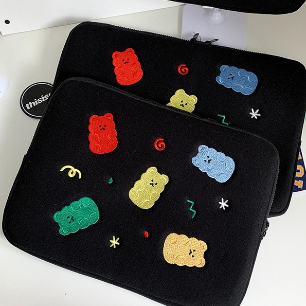 Sleeve Pouch Sarung Tas Bag Case Ipad Tab Tablet Macbook Air Pro Laptop Asus Acer Lenovo HP Huawei 11 12 13 14 15 inch Motif Gambar Dinosaurus Peanut Gummy Bear Beruang Warna Hitam Coklat Hijau Lucu Cute Murah Korean Model Banyak Slot Ruang Stationary