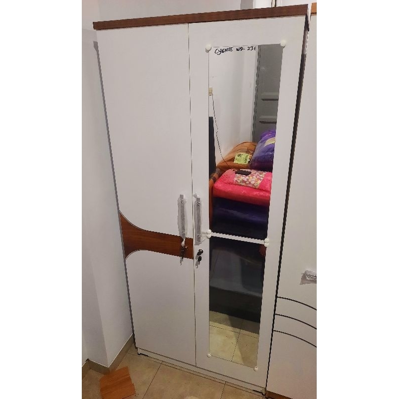 Lemari Pakaian 2 Pintu Cygnus WD 231